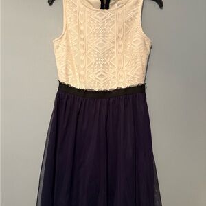 Speaklers Cream and Navy Midi Dress $15 size 7